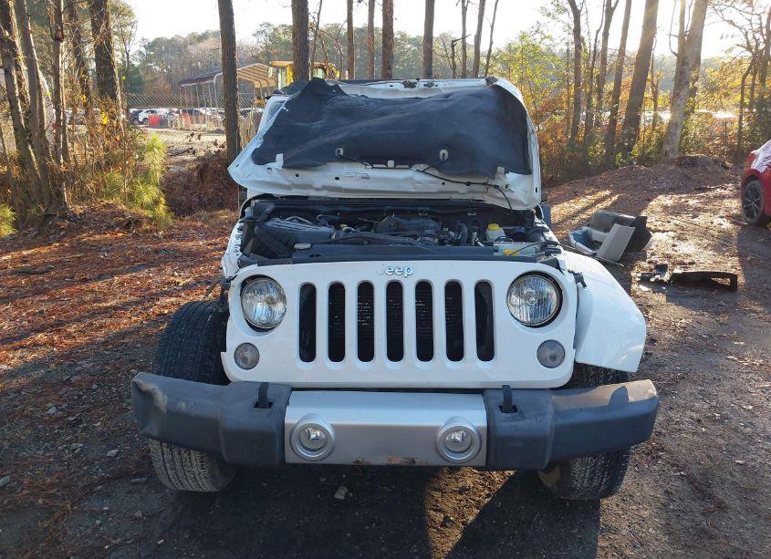 Photo 13 of 2015 Jeep Wrangler UNLIMITED SAHARA (VIN 1C4BJWEG4FL568113)