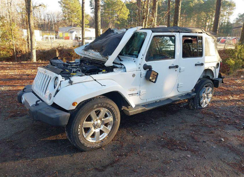 Photo 2 of 2015 Jeep Wrangler UNLIMITED SAHARA (VIN 1C4BJWEG4FL568113)