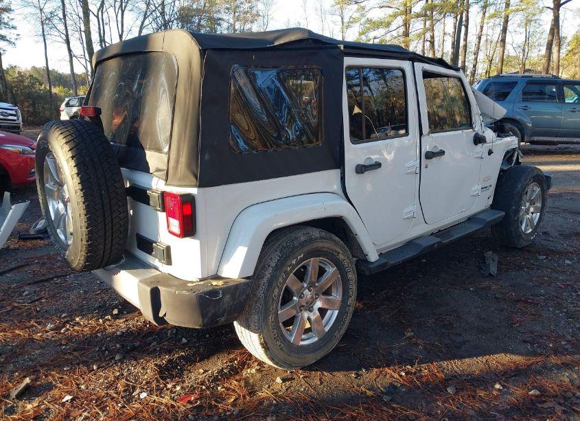 Photo 4 of 2015 Jeep Wrangler UNLIMITED SAHARA (VIN 1C4BJWEG4FL568113)