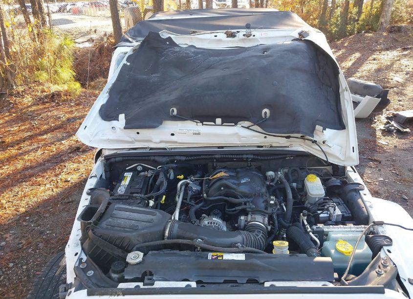 Photo 6 of 2015 Jeep Wrangler UNLIMITED SAHARA (VIN 1C4BJWEG4FL568113)