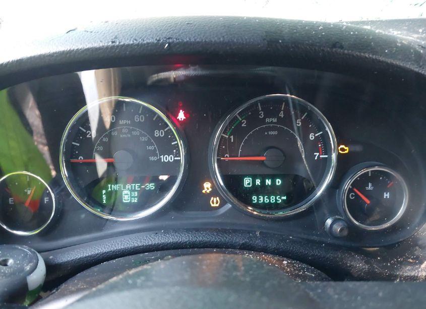 Photo 7 of 2015 Jeep Wrangler UNLIMITED SAHARA (VIN 1C4BJWEG4FL568113)