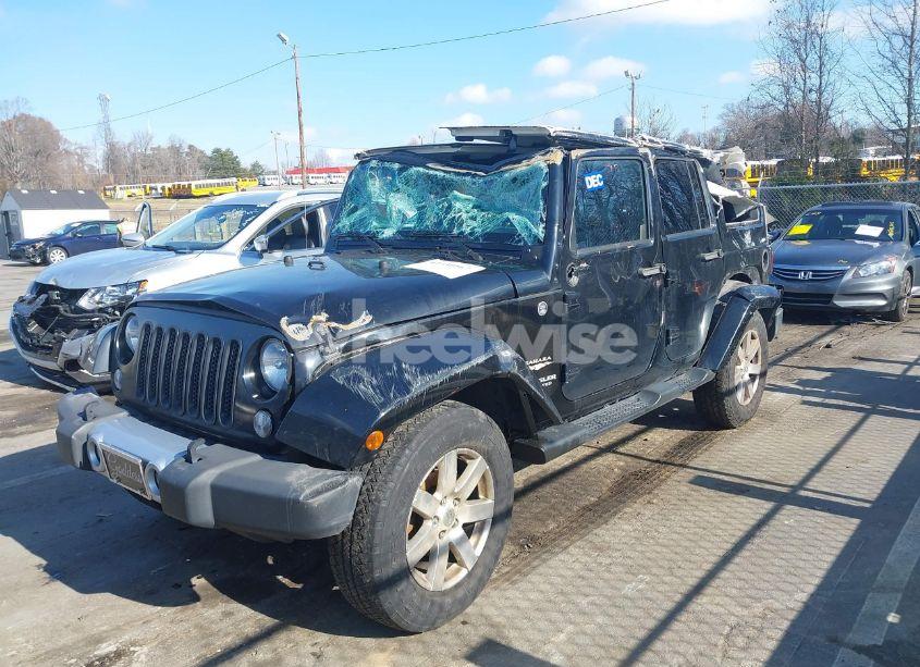 Photo 2 of 2015 Jeep Wrangler UNLIMITED SAHARA (VIN 1C4BJWEG4FL580830)