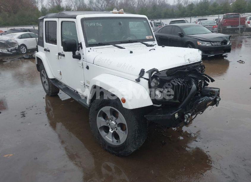 2015 Jeep Wrangler UNLIMITED SAHARA (VIN 1C4BJWEG4FL748885) main photo