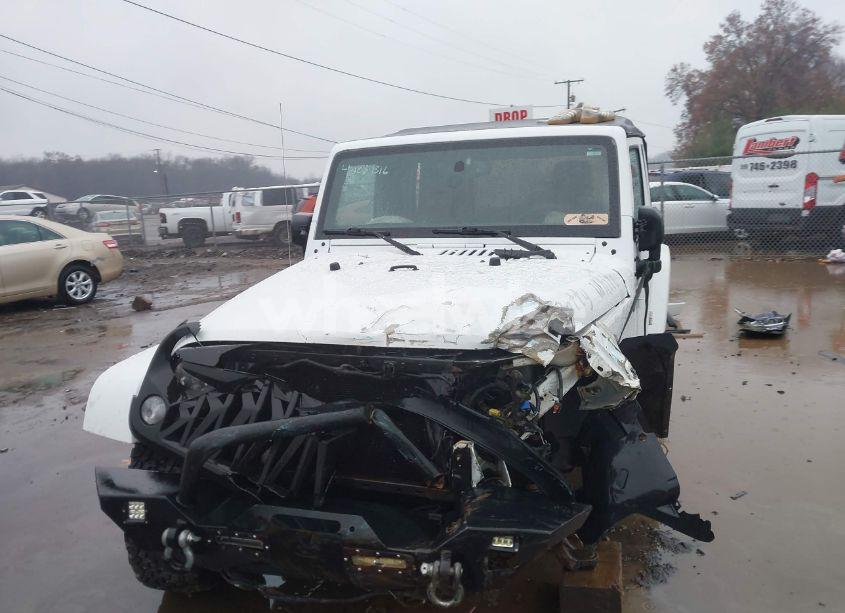 Photo 13 of 2015 Jeep Wrangler UNLIMITED SAHARA (VIN 1C4BJWEG4FL748885)