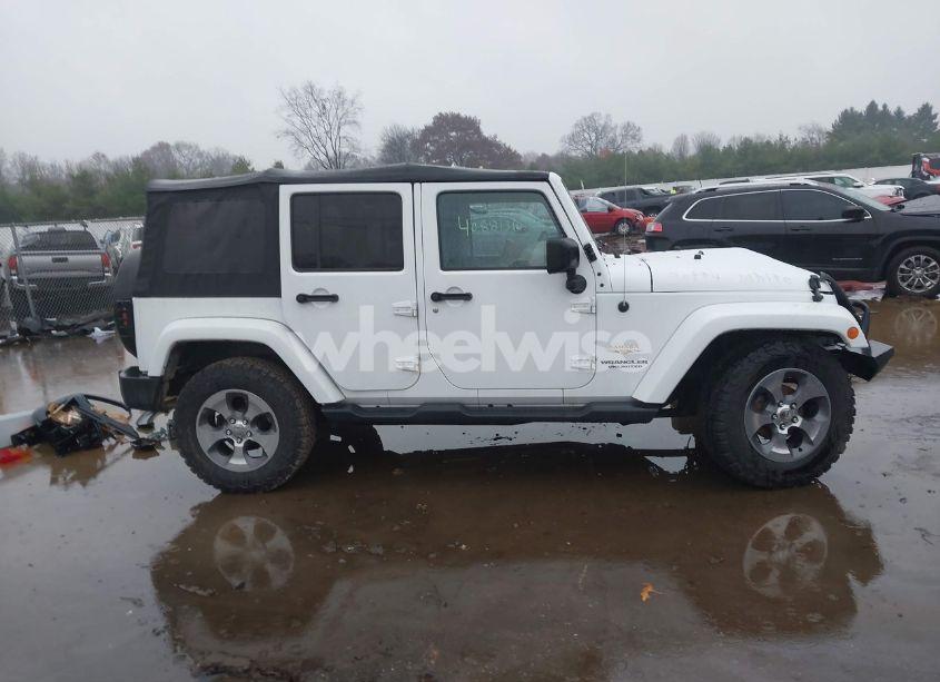 Photo 14 of 2015 Jeep Wrangler UNLIMITED SAHARA (VIN 1C4BJWEG4FL748885)