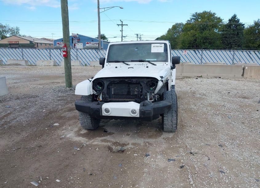 Photo 12 of 2016 Jeep Wrangler UNLIMITED SAHARA (VIN 1C4BJWEG4GL172135)