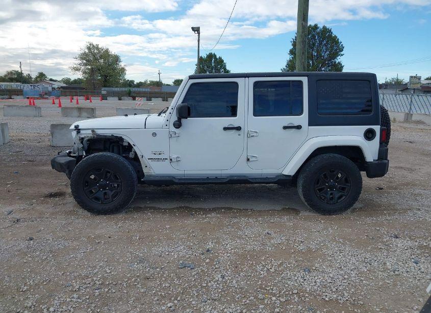 Photo 14 of 2016 Jeep Wrangler UNLIMITED SAHARA (VIN 1C4BJWEG4GL172135)