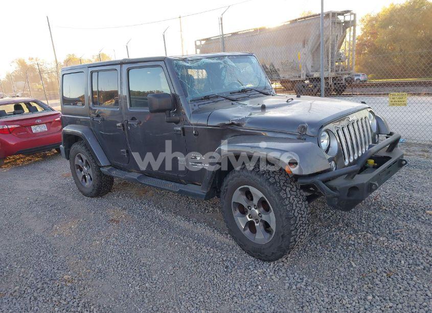 2016 Jeep Wrangler UNLIMITED SAHARA (VIN 1C4BJWEG4GL179389) main photo
