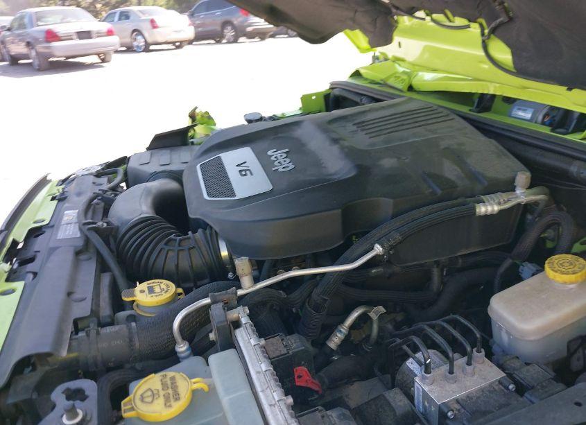 Photo 10 of 2017 Jeep Wrangler UNLIMITED SAHARA 4X4 (VIN 1C4BJWEG4HL508965)