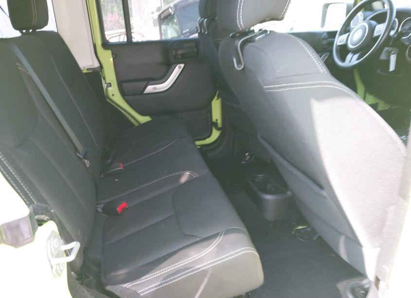 Photo 8 of 2017 Jeep Wrangler UNLIMITED SAHARA 4X4 (VIN 1C4BJWEG4HL508965)