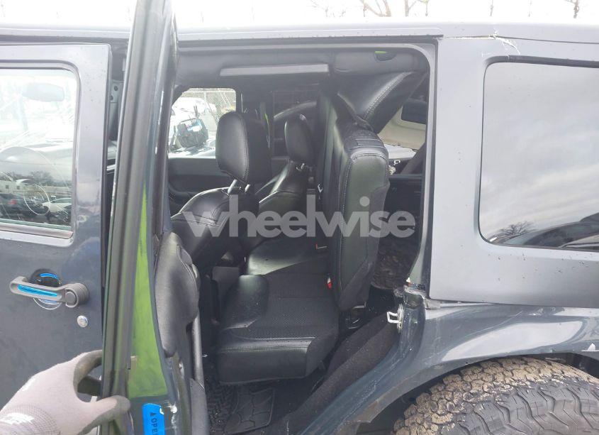 Photo 8 of 2017 Jeep Wrangler UNLIMITED WINTER 4X4 (VIN 1C4BJWEG4HL618172)