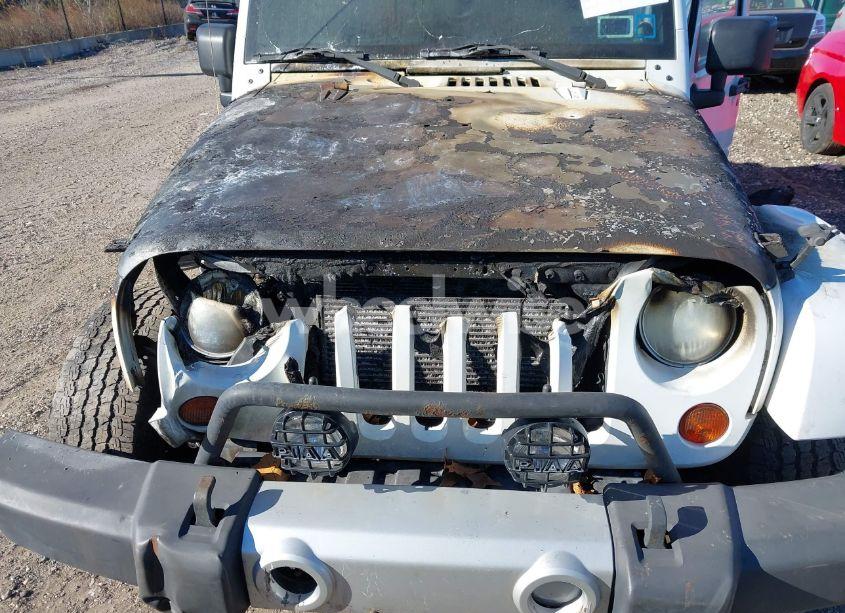 Photo 6 of 2012 Jeep Wrangler UNLIMITED SAHARA (VIN 1C4BJWEG5CL103254)