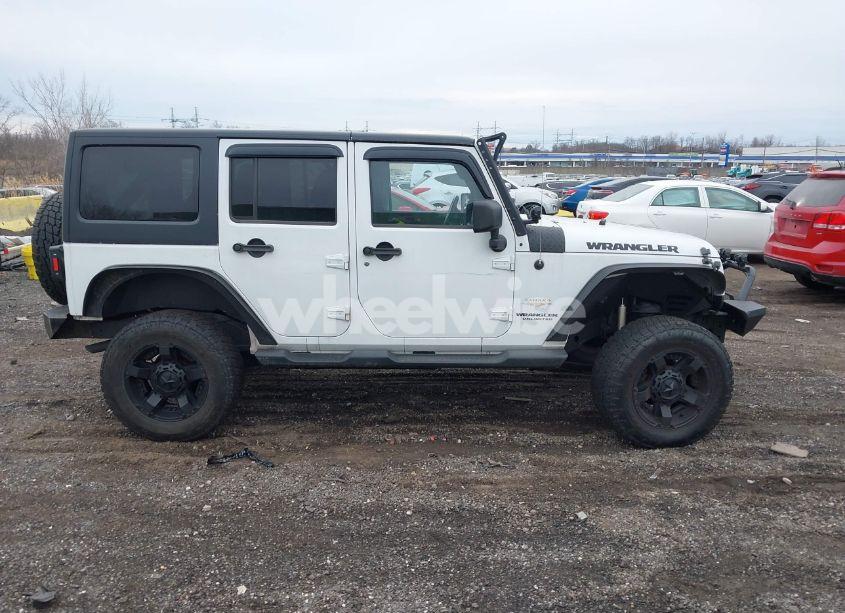 Photo 13 of 2013 Jeep Wrangler UNLIMITED SAHARA (VIN 1C4BJWEG5DL523632)