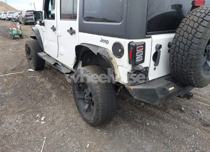 Photo 18 of 2013 Jeep Wrangler UNLIMITED SAHARA (VIN 1C4BJWEG5DL523632)