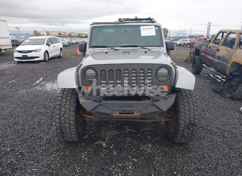 Photo 13 of 2013 Jeep Wrangler UNLIMITED SAHARA (VIN 1C4BJWEG5DL694932)