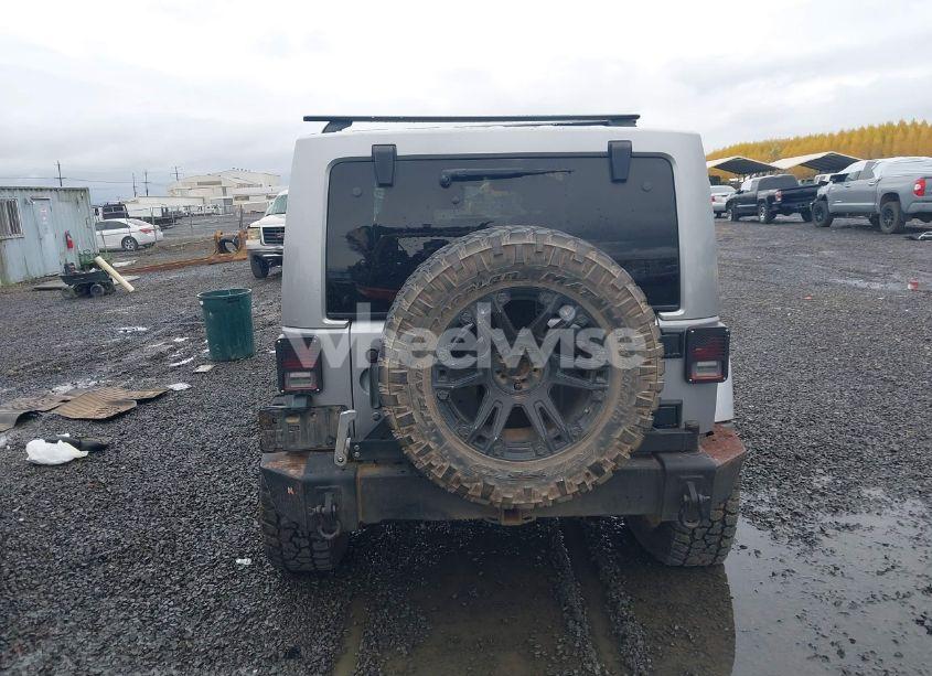 Photo 17 of 2013 Jeep Wrangler UNLIMITED SAHARA (VIN 1C4BJWEG5DL694932)