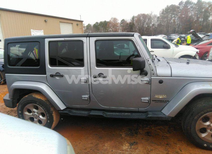 Photo 14 of 2014 Jeep Wrangler UNLIMITED SAHARA (VIN 1C4BJWEG5EL110837)