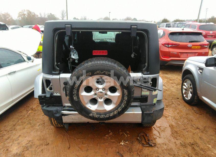 Photo 17 of 2014 Jeep Wrangler UNLIMITED SAHARA (VIN 1C4BJWEG5EL110837)