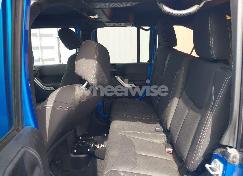 Photo 8 of 2016 Jeep Wrangler UNLIMITED SAHARA (VIN 1C4BJWEG5GL176436)