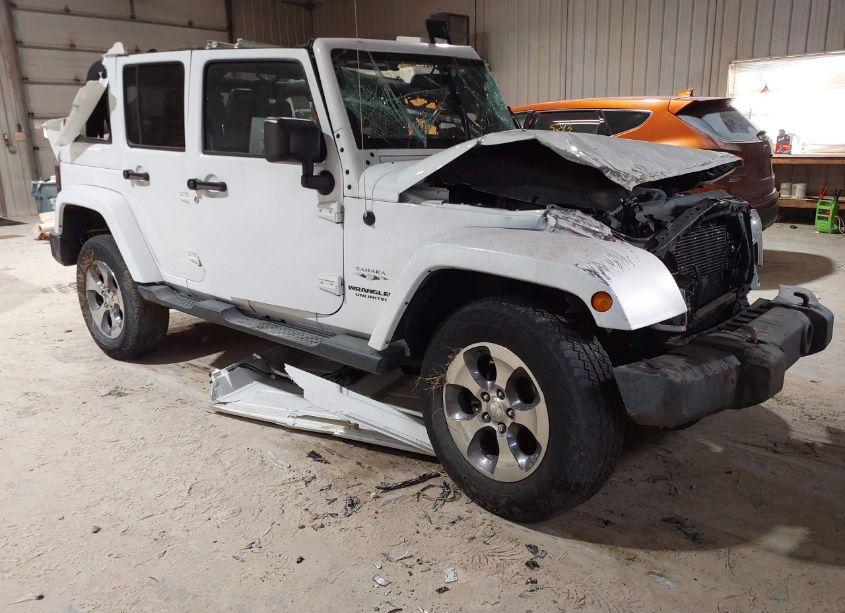 2016 Jeep Wrangler UNLIMITED SAHARA (VIN 1C4BJWEG5GL240006) main photo