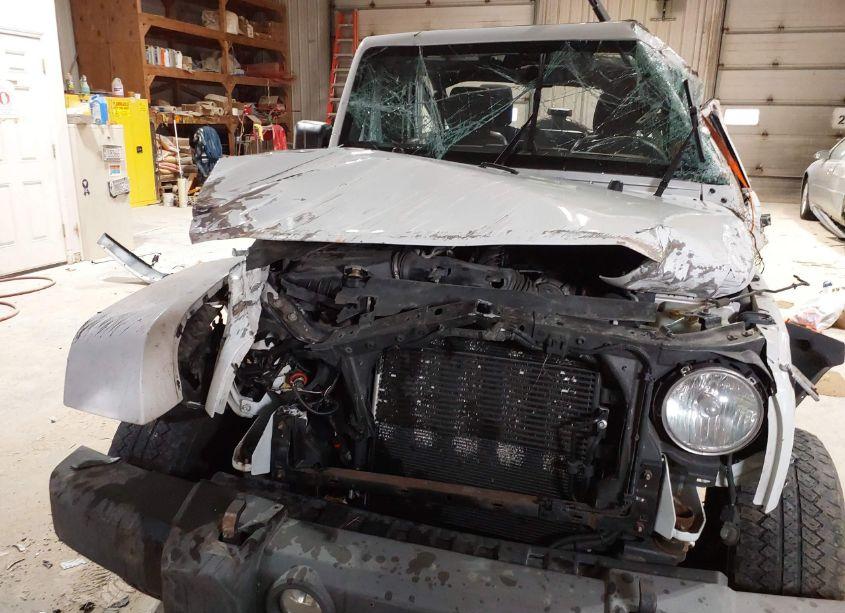 Photo 13 of 2016 Jeep Wrangler UNLIMITED SAHARA (VIN 1C4BJWEG5GL240006)