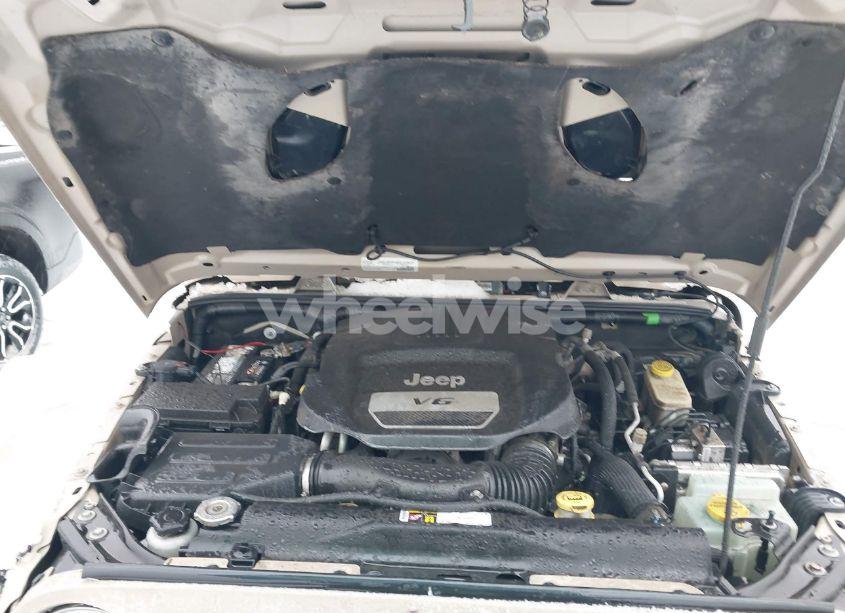 Photo 10 of 2016 Jeep Wrangler UNLIMITED 75TH ANNIVERSARY (VIN 1C4BJWEG5GL251958)