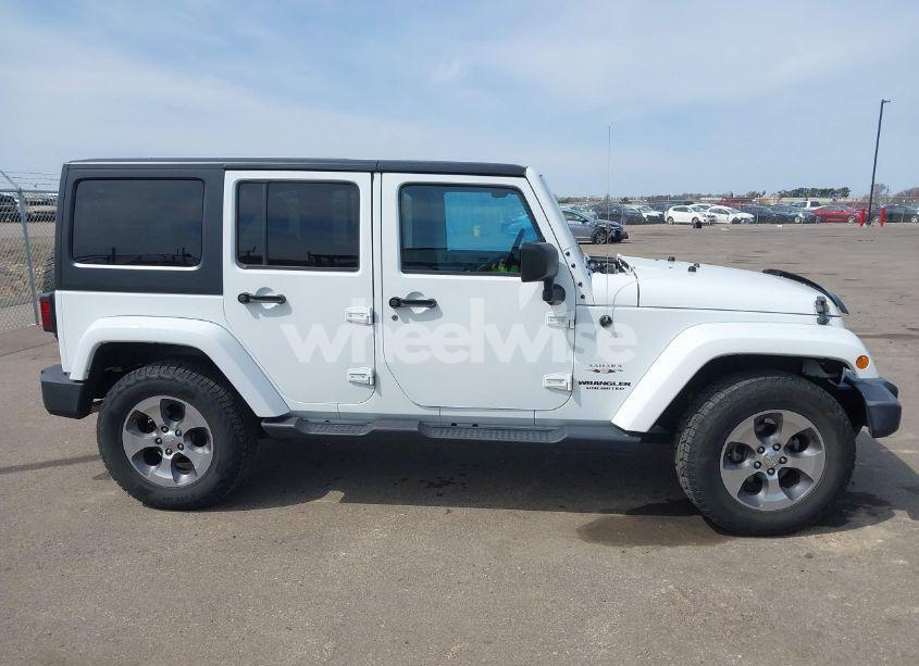 Photo 14 of 2016 Jeep Wrangler UNLIMITED SAHARA (VIN 1C4BJWEG5GL330918)
