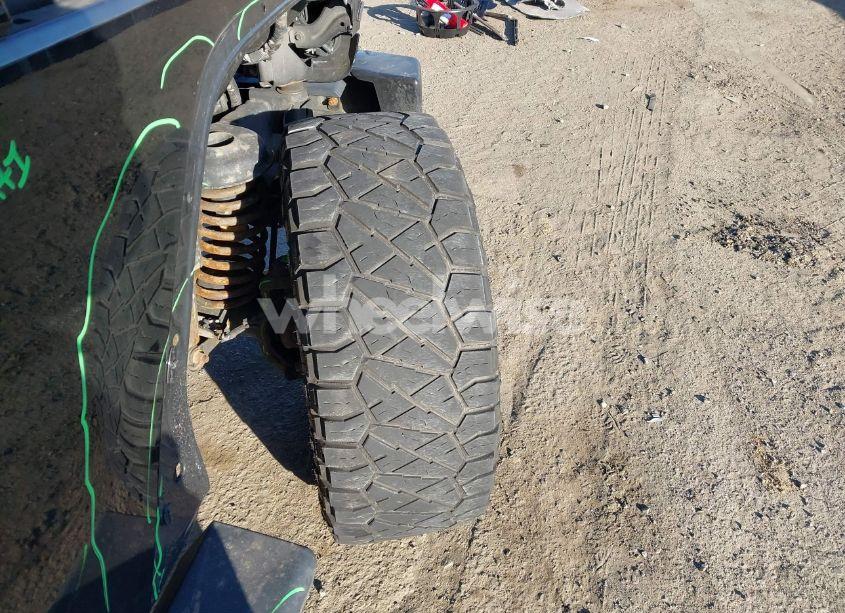 Photo 12 of 2017 Jeep Wrangler UNLIMITED SAHARA 4X4 (VIN 1C4BJWEG5HL661855)