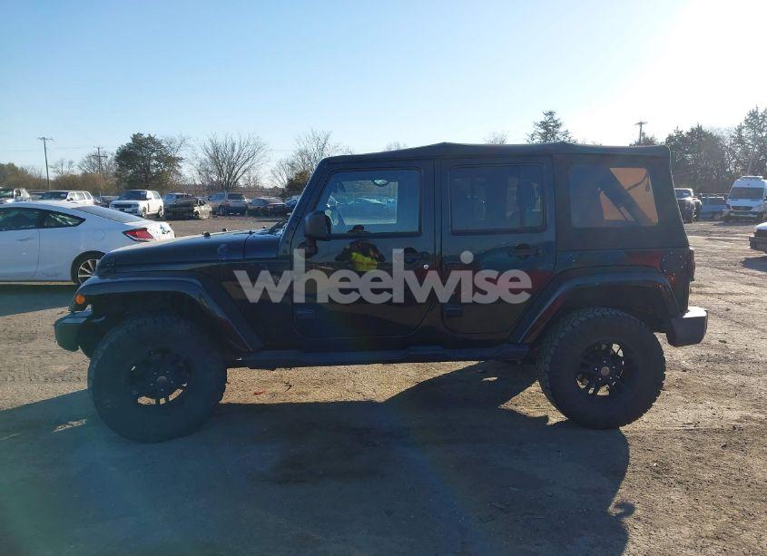 Photo 15 of 2017 Jeep Wrangler UNLIMITED SAHARA 4X4 (VIN 1C4BJWEG5HL661855)