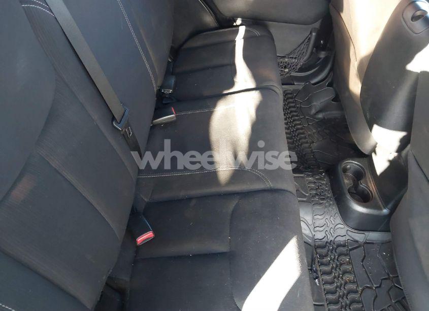 Photo 8 of 2017 Jeep Wrangler UNLIMITED SAHARA 4X4 (VIN 1C4BJWEG5HL661855)