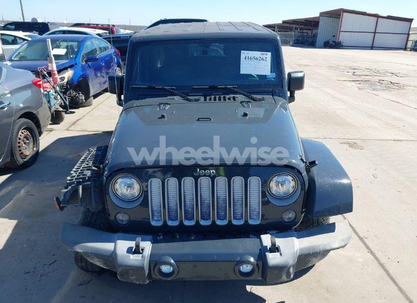 Photo 12 of 2018 Jeep Wrangler JK UNLIMITED SAHARA 4X4 (VIN 1C4BJWEG5JL800369)