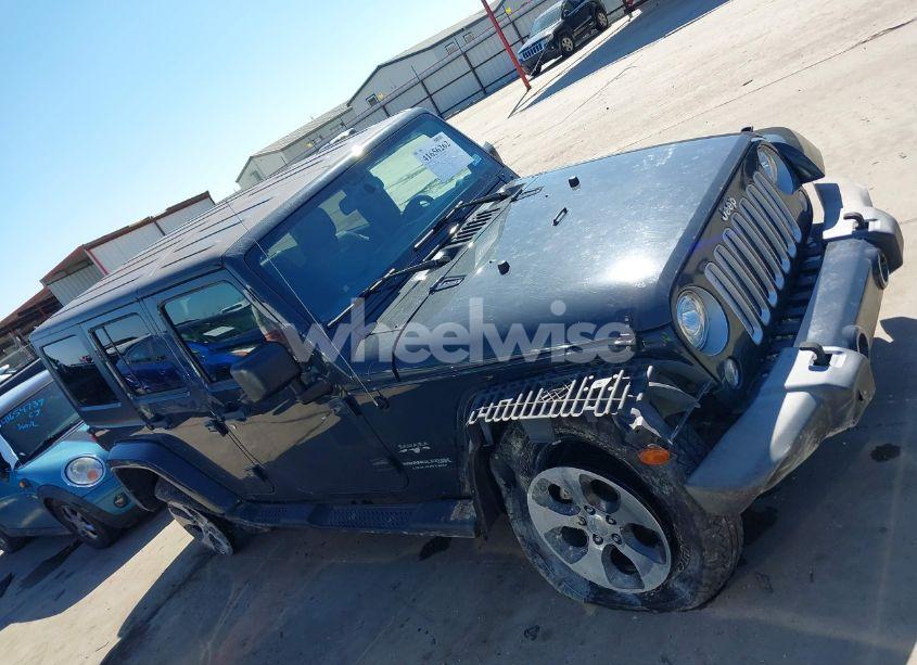 Photo 13 of 2018 Jeep Wrangler JK UNLIMITED SAHARA 4X4 (VIN 1C4BJWEG5JL800369)