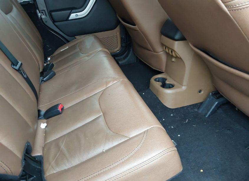 Photo 8 of 2018 Jeep Wrangler JK UNLIMITED SAHARA 4X4 (VIN 1C4BJWEG5JL833534)