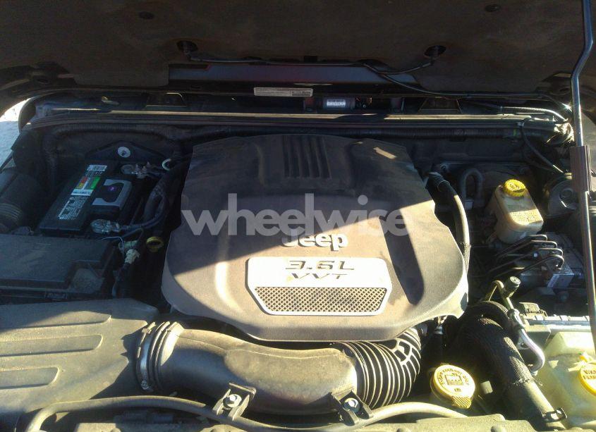Photo 10 of 2013 Jeep Wrangler UNLIMITED SAHARA (VIN 1C4BJWEG6DL600539)