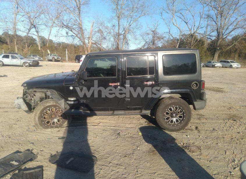 Photo 14 of 2013 Jeep Wrangler UNLIMITED SAHARA (VIN 1C4BJWEG6DL600539)