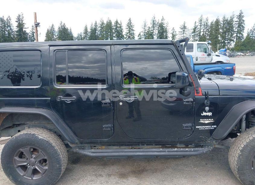 Photo 13 of 2014 Jeep Wrangler UNLIMITED SAHARA (VIN 1C4BJWEG6EL107526)