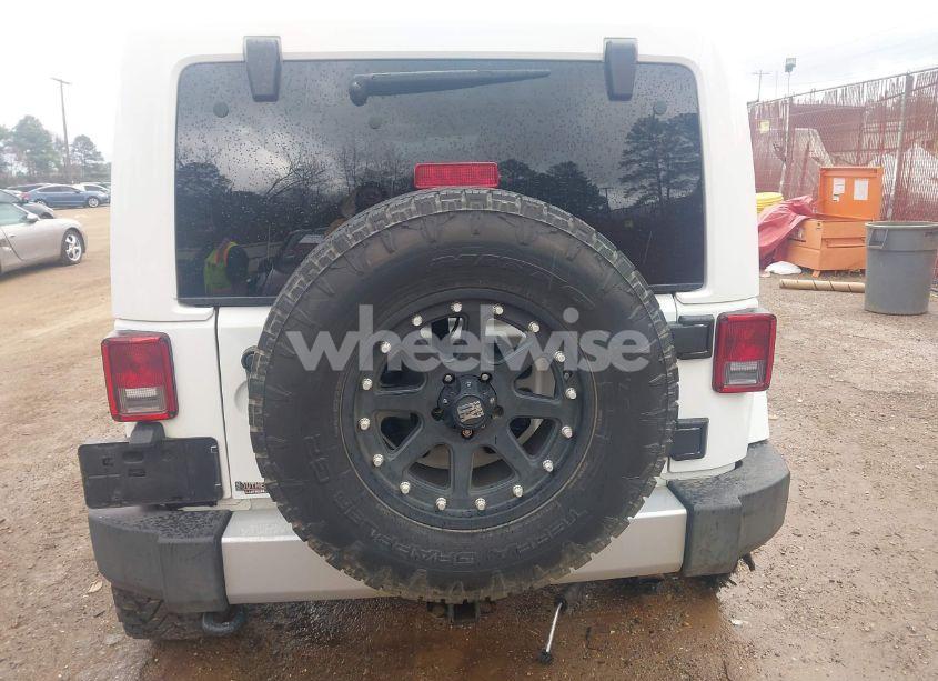 Photo 17 of 2014 Jeep Wrangler UNLIMITED SAHARA (VIN 1C4BJWEG6EL245986)