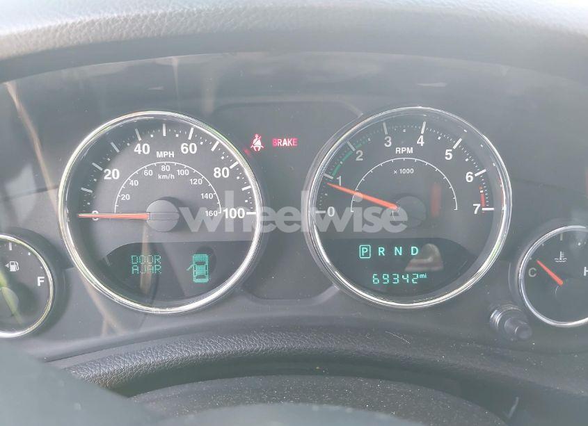 Photo 7 of 2015 Jeep Wrangler UNLIMITED SAHARA (VIN 1C4BJWEG6FL504199)