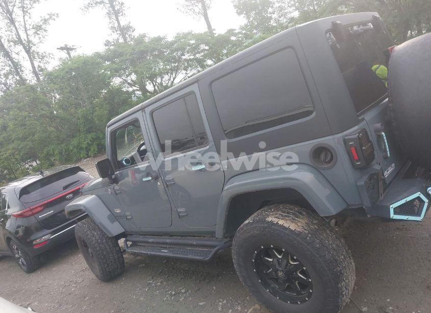 Photo 14 of 2015 Jeep Wrangler UNLIMITED SAHARA (VIN 1C4BJWEG6FL678886)