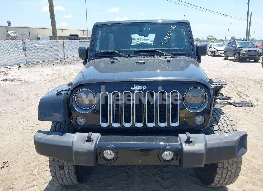 Photo 13 of 2016 Jeep Wrangler UNLIMITED SAHARA (VIN 1C4BJWEG6GL109165)