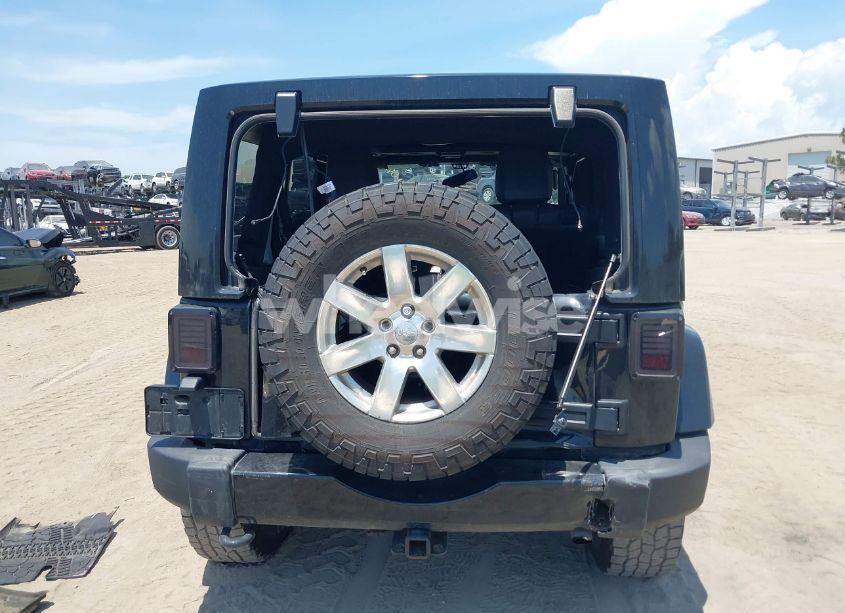 Photo 17 of 2016 Jeep Wrangler UNLIMITED SAHARA (VIN 1C4BJWEG6GL109165)