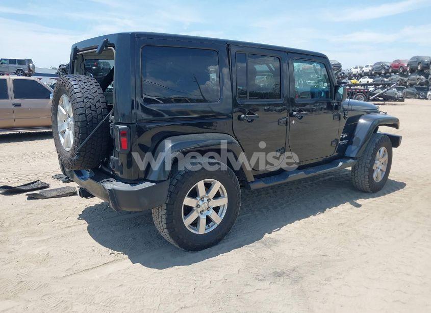 Photo 4 of 2016 Jeep Wrangler UNLIMITED SAHARA (VIN 1C4BJWEG6GL109165)