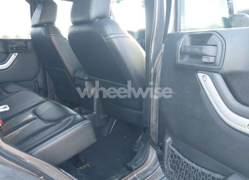 Photo 8 of 2016 Jeep Wrangler UNLIMITED SAHARA (VIN 1C4BJWEG6GL197117)