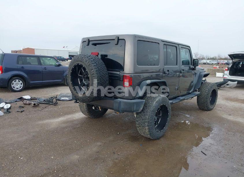 Photo 4 of 2017 Jeep Wrangler UNLIMITED SAHARA 4X4 (VIN 1C4BJWEG6HL581299)