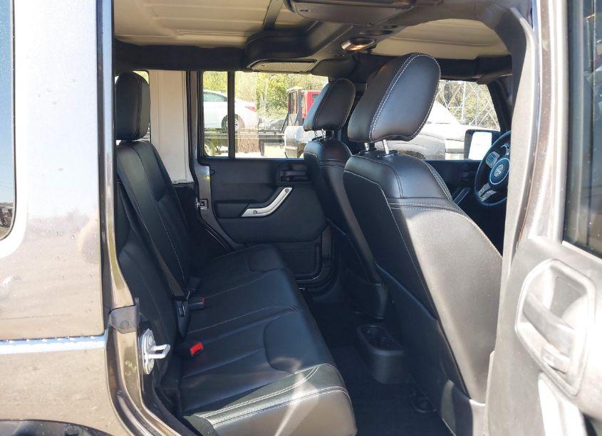 Photo 8 of 2017 Jeep Wrangler UNLIMITED SAHARA 4X4 (VIN 1C4BJWEG6HL665641)