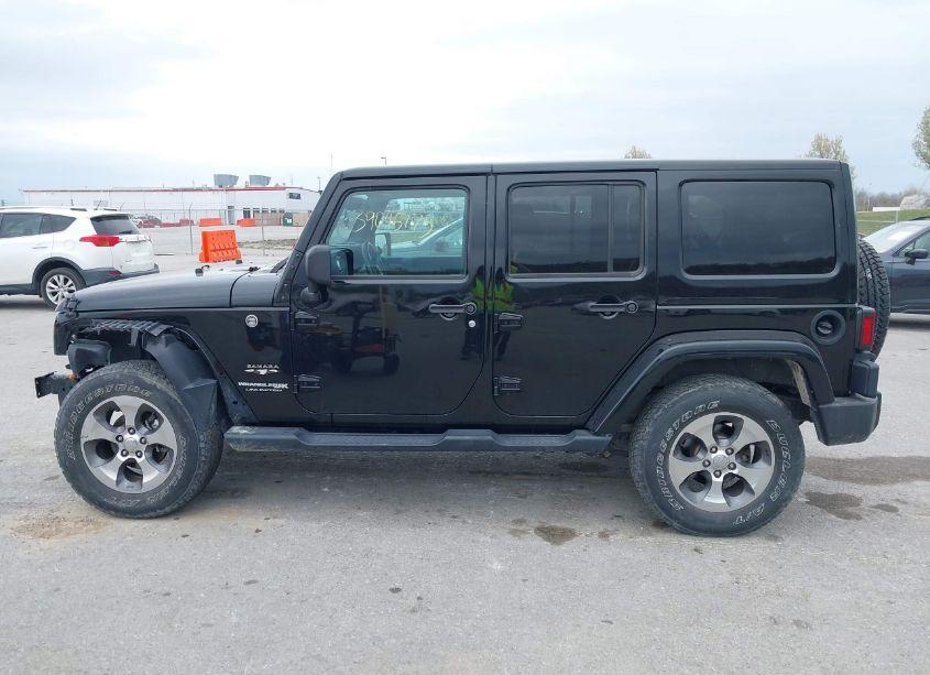 Photo 14 of 2018 Jeep Wrangler JK UNLIMITED SAHARA 4X4 (VIN 1C4BJWEG6JL841884)