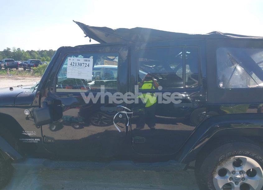 Photo 14 of 2013 Jeep Wrangler UNLIMITED SAHARA (VIN 1C4BJWEG7DL657963)