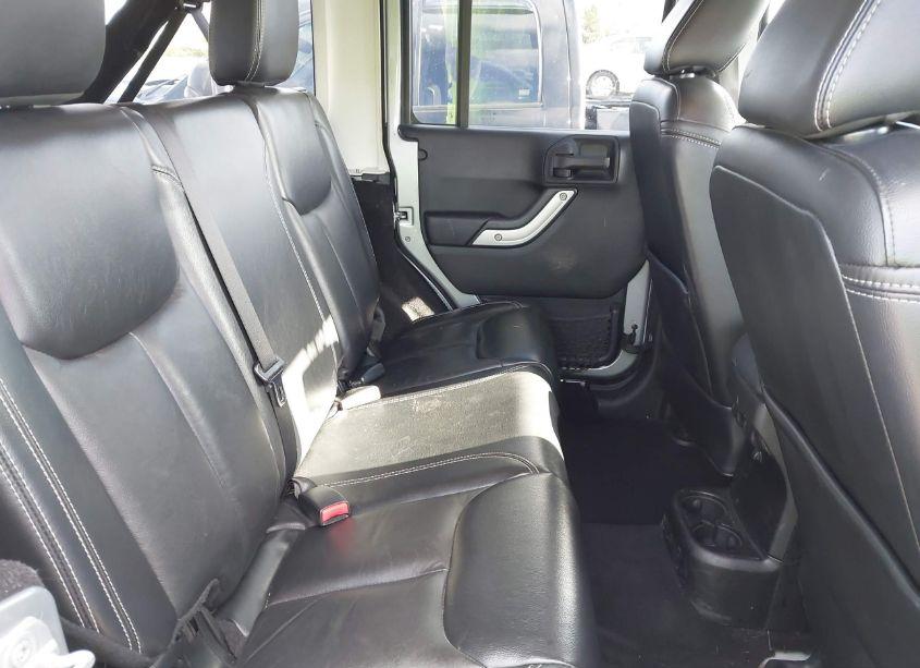 Photo 8 of 2014 Jeep Wrangler UNLIMITED SAHARA (VIN 1C4BJWEG7EL107244)