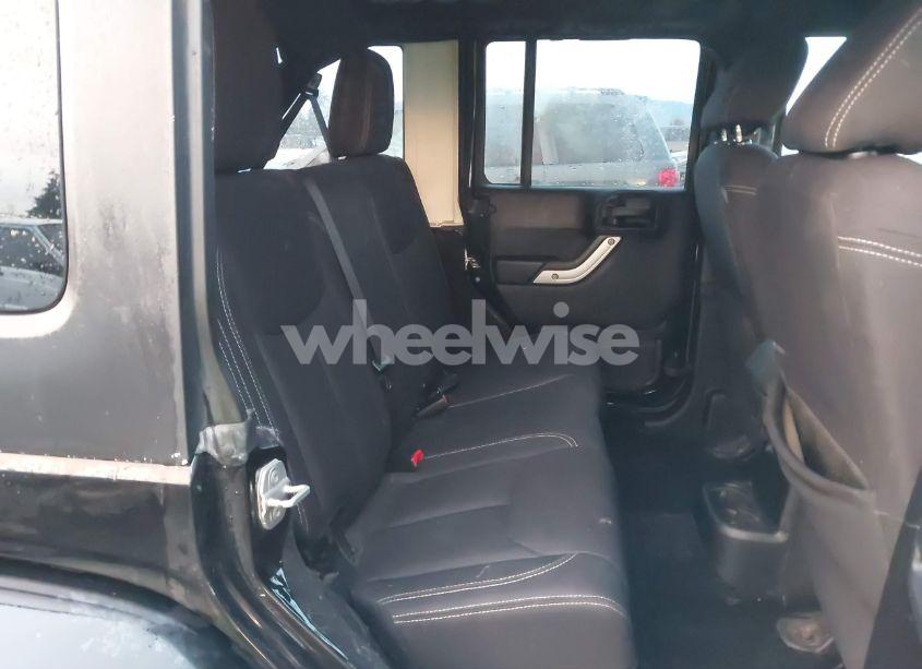 Photo 8 of 2014 Jeep Wrangler UNLIMITED SAHARA (VIN 1C4BJWEG7EL130734)