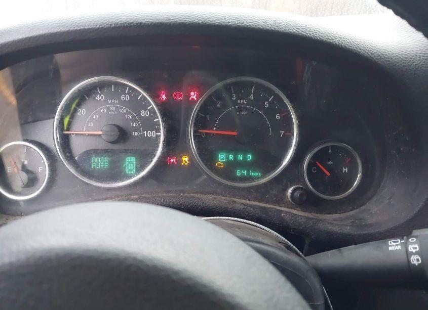 Photo 7 of 2014 Jeep Wrangler UNLIMITED SAHARA (VIN 1C4BJWEG7EL252011)